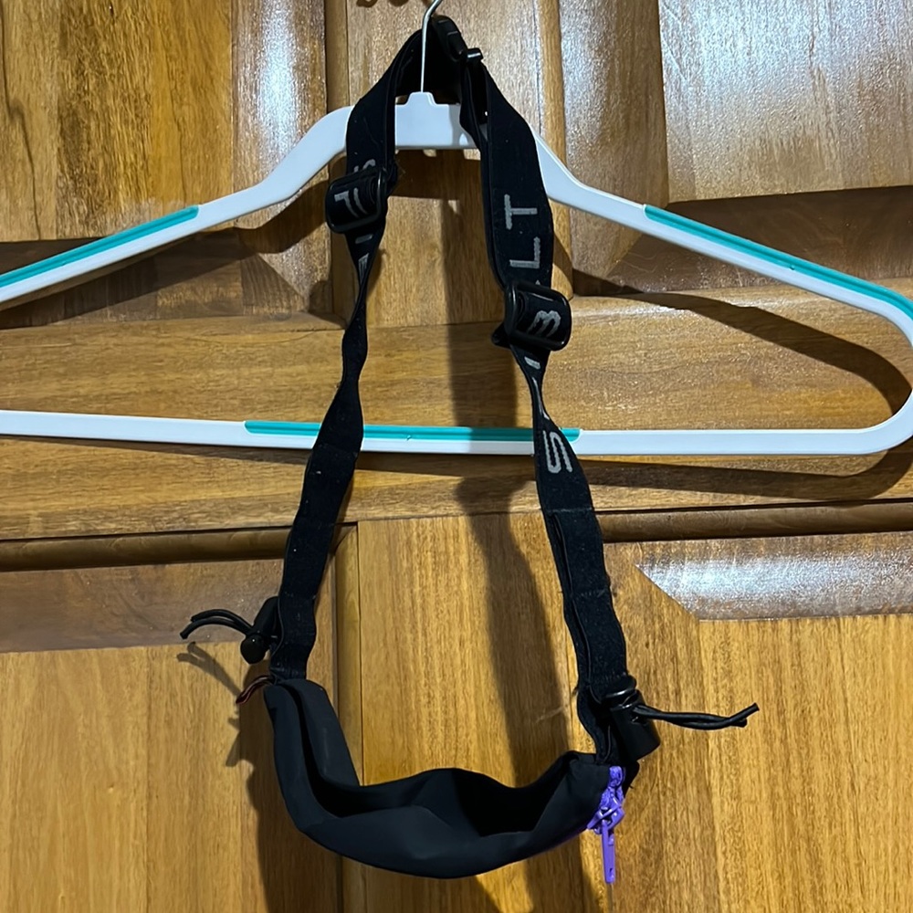 Spibelt Running Belt - Purple detail